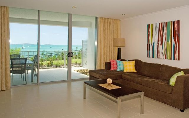 one-bedroom-airlie-beach-apartments (1)