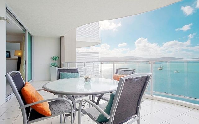 airlie-beach-apartment (2)